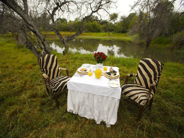 Camp Jabulani - Breakfast 